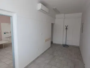 Pronájem kanceláře, Plzeň - Jižní Předměstí, Skrétova, 55 m2