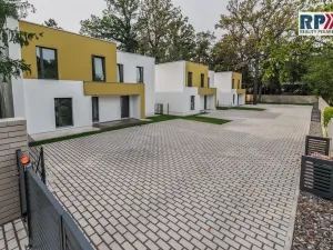Prodej bytu 5+kk, Praha - Klánovice, U trativodu, 146 m2