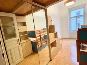 Prodej bytu 3+1, Praha - Malá Strana, Petřínská, 75 m2