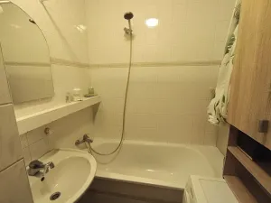 Prodej bytu 3+1, Zlín, Husova, 72 m2