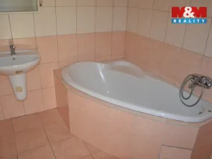 Prodej bytu 1+1, Červený Kostelec, Boženy Němcové, 56 m2