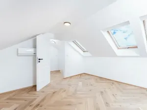 Prodej bytu 4+kk, Praha - Vršovice, Žitomírská, 103 m2