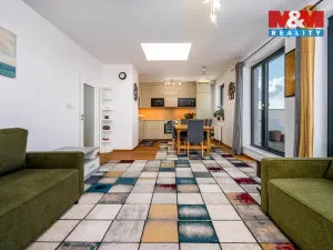 Prodej bytu 3+kk, Horoměřice, Karla IV., 76 m2