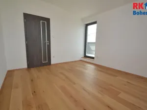 Prodej bytu 3+kk, Praha - Lhotka, Slepá I, 74 m2