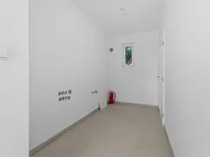 Prodej rodinného domu, Milovice, Modřínová, 104 m2