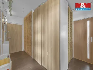 Prodej bytu 3+kk, Praha - Černý Most, Doležalova, 72 m2