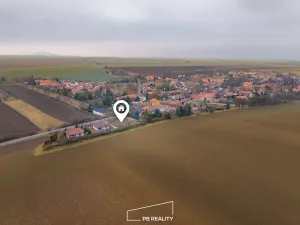 Prodej zahrady, Peruc, 747 m2