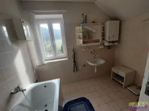 Prodej rodinného domu, Královec, 670 m2