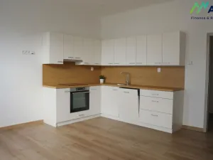 Prodej bytu 3+kk, Třinec - Staré Město, Dvořákova, 81 m2