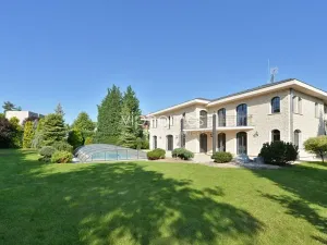 Pronájem vily, Praha - Nebušice, 400 m2