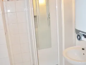 Pronájem bytu 2+kk, Praha, Sedlčanská, 52 m2