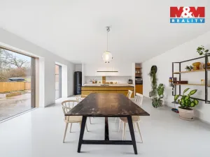 Prodej rodinného domu, Újezdec, 377 m2