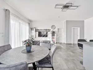 Pronájem rodinného domu, Krakovany, 145 m2