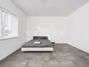 Pronájem rodinného domu, Krakovany, 145 m2