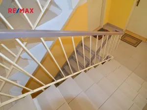 Pronájem bytu 1+kk, Praha - Zbraslav, Tunelářů, 37 m2