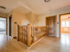 Prodej rodinného domu, Psáry, Pod Vápenkou, 314 m2