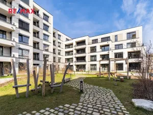 Pronájem bytu 1+kk, Praha - Nusle, Muzikova, 34 m2