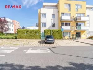 Pronájem bytu 3+kk, Jesenice, V Roháči I., 62 m2