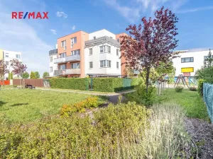 Pronájem bytu 3+kk, Jesenice, V Roháči I., 62 m2