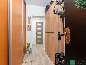 Prodej bytu 2+1, Osek, Hrdlovská, 52 m2