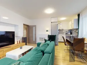 Prodej bytu 2+kk, Praha - Letňany, Hlučkova, 63 m2