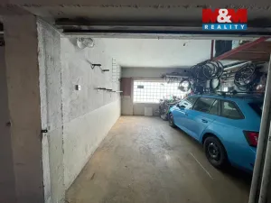 Prodej garáže, Pardubice, kpt. Bartoše, 17 m2