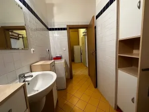 Pronájem bytu 1+kk, Praha - Libeň, Českomoravská, 35 m2