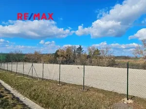 Pronájem pozemku, Slaný, 2003 m2