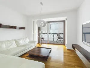 Pronájem bytu 3+1, Praha - Karlín, Šaldova, 94 m2