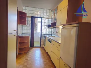 Pronájem bytu 1+1, Praha - Holešovice, Na Maninách, 37 m2