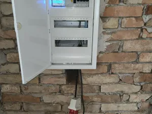 Pronájem garáže, Býčkovice, 100 m2