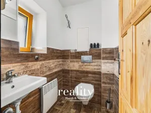 Prodej apartmánu, Jevišovka, 190 m2