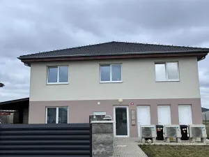 Prodej bytu 3+kk, Polerady, 79 m2