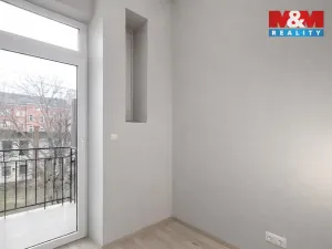 Prodej bytu 2+kk, Praha - Holešovice, V háji, 49 m2