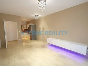 Pronájem bytu 2+kk, Praha - Hostavice, U Hostavického potoka, 50 m2