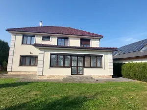 Prodej vily, Svárov, 326 m2