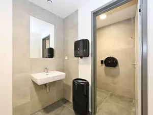 Pronájem skladu, Brno, Svatopetrská, 200 m2