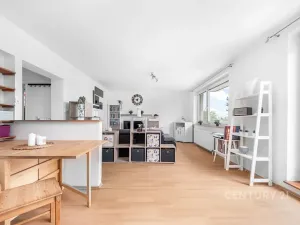 Prodej bytu 2+kk, Praha - Hlubočepy, Výhledová, 63 m2