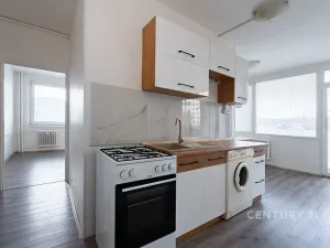 Prodej bytu 3+1, Klášterec nad Ohří, Budovatelská, 62 m2