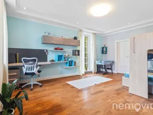 Prodej vily, Praha - Dejvice, V Šáreckém údolí, 459 m2