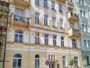 Prodej bytu 1+1, Praha - Smíchov, Janáčkovo nábřeží, 50 m2