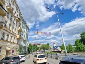 Prodej kanceláře, Praha - Smíchov, Janáčkovo nábřeží, 85 m2