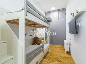 Prodej bytu 3+1, Praha - Nové Město, Soukenická, 99 m2