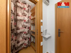 Pronájem bytu 3+1, Děčín - Děčín IV-Podmokly, Na Valech, 79 m2