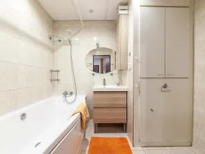 Prodej bytu 3+1, Praha - Petrovice, Jakobiho, 70 m2