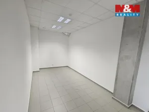 Pronájem kanceláře, Nupaky, Komerční, 150 m2