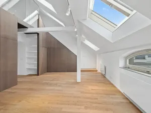 Pronájem bytu 3+1, Praha - Bubeneč, U akademie, 129 m2