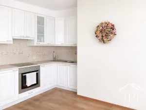 Pronájem bytu 4+kk, Praha - Vysočany, Kabešova, 90 m2