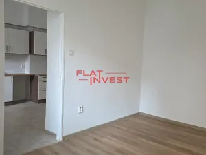 Pronájem bytu 2+kk, Praha - Žižkov, Milíčova, 37 m2