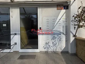 Pronájem bytu 1+1, Praha - Kobylisy, Akátová, 33 m2